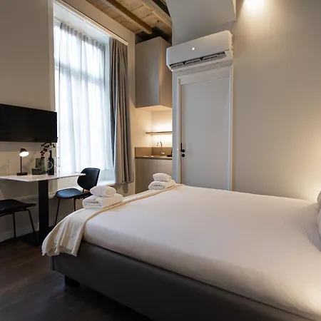 Boutique The Grand *